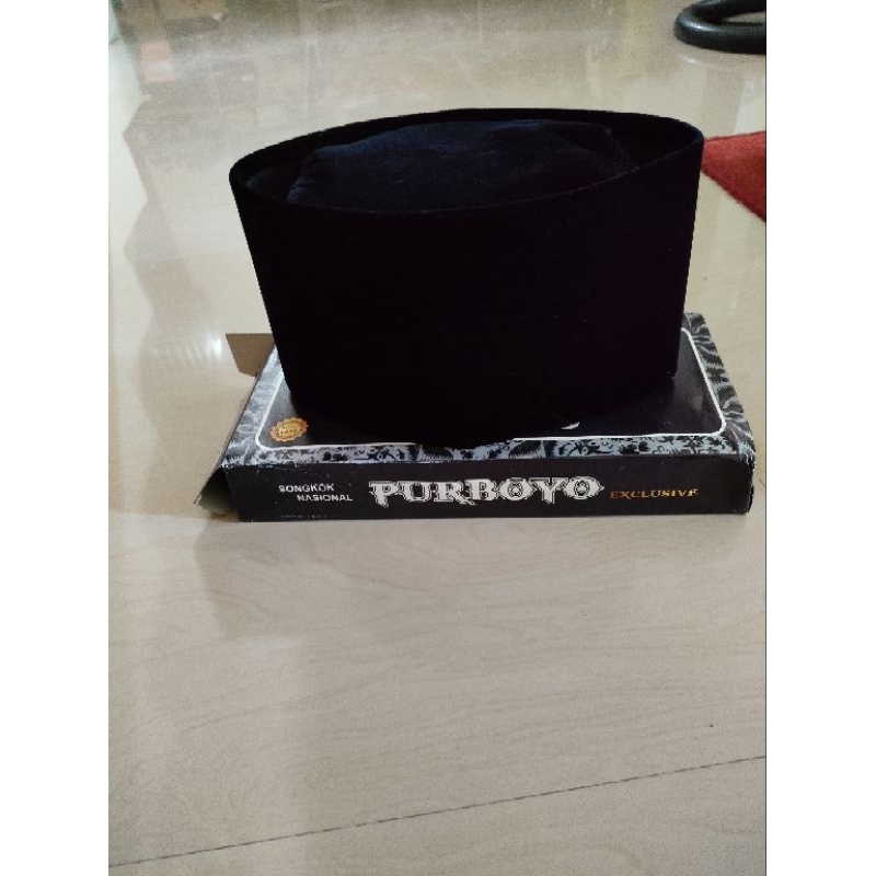 peci hitam 14 cm purboyo