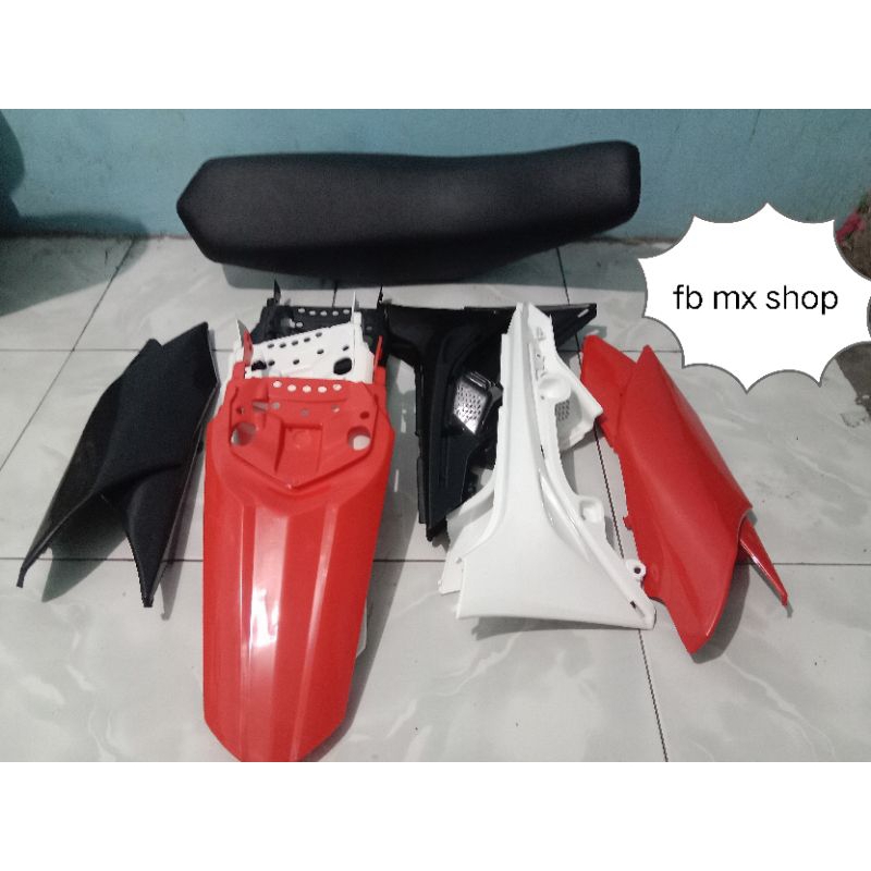 Body belakang crf 150l dan jok crf 150l cover body belakang crf 150l dan sadel jok crf 150l