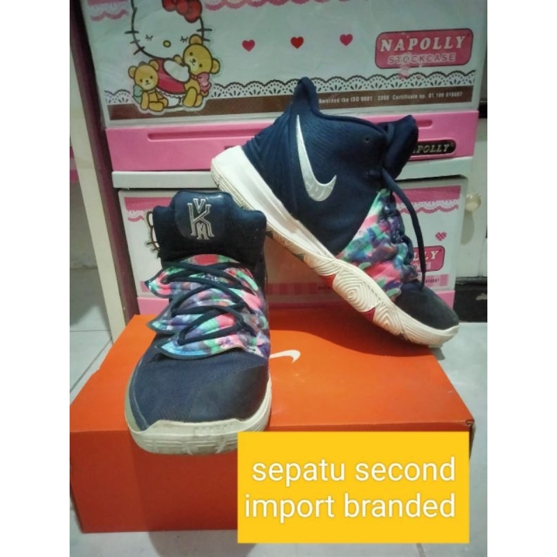 sepatu second branded
