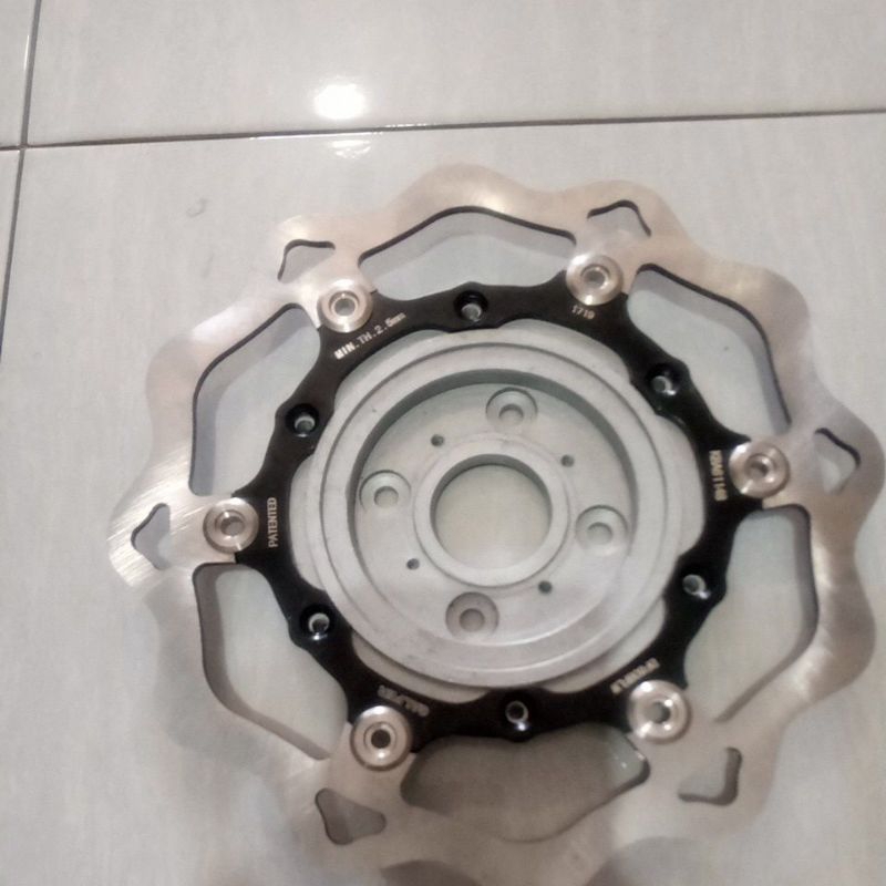 adaptor cakram depan Vario 160 ABS pakai cakram depan galfer