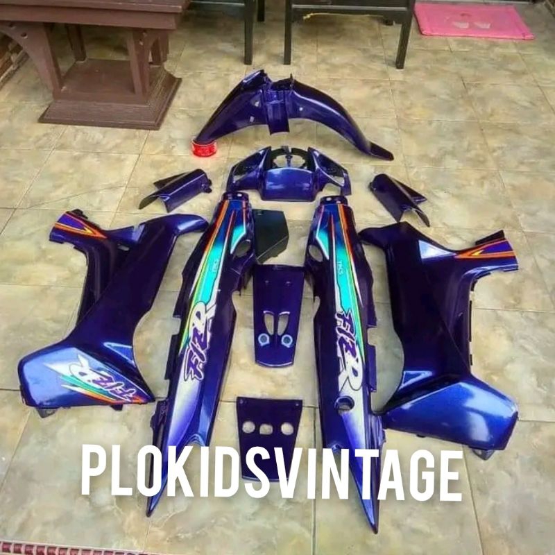 Cover body halus yamaha fiz  fiz R F1zr  ungu 1997