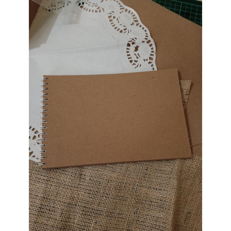SCRAPBOOK AESTHETIC VINTAGE ALBUM Foto / buku kenangan / buku catatan / sketch book