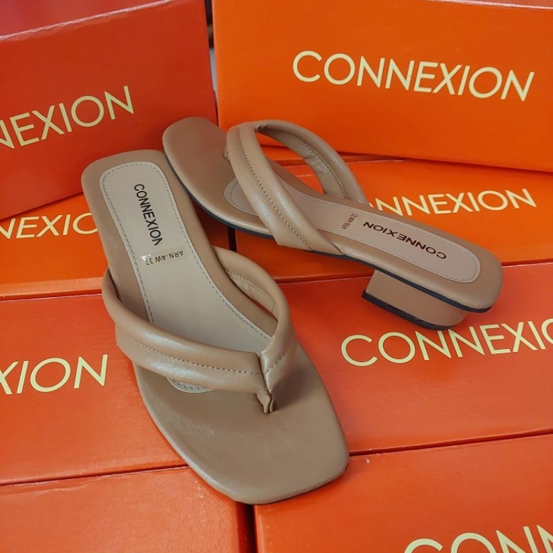 Sandal Jepit Connexion hak 3cm