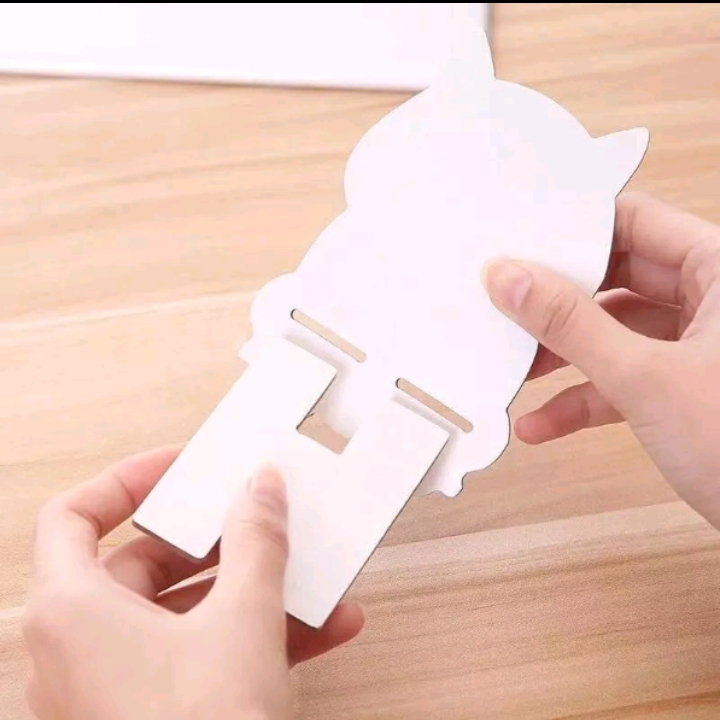 Holder HP Kayu Karakter Hewan Lucu