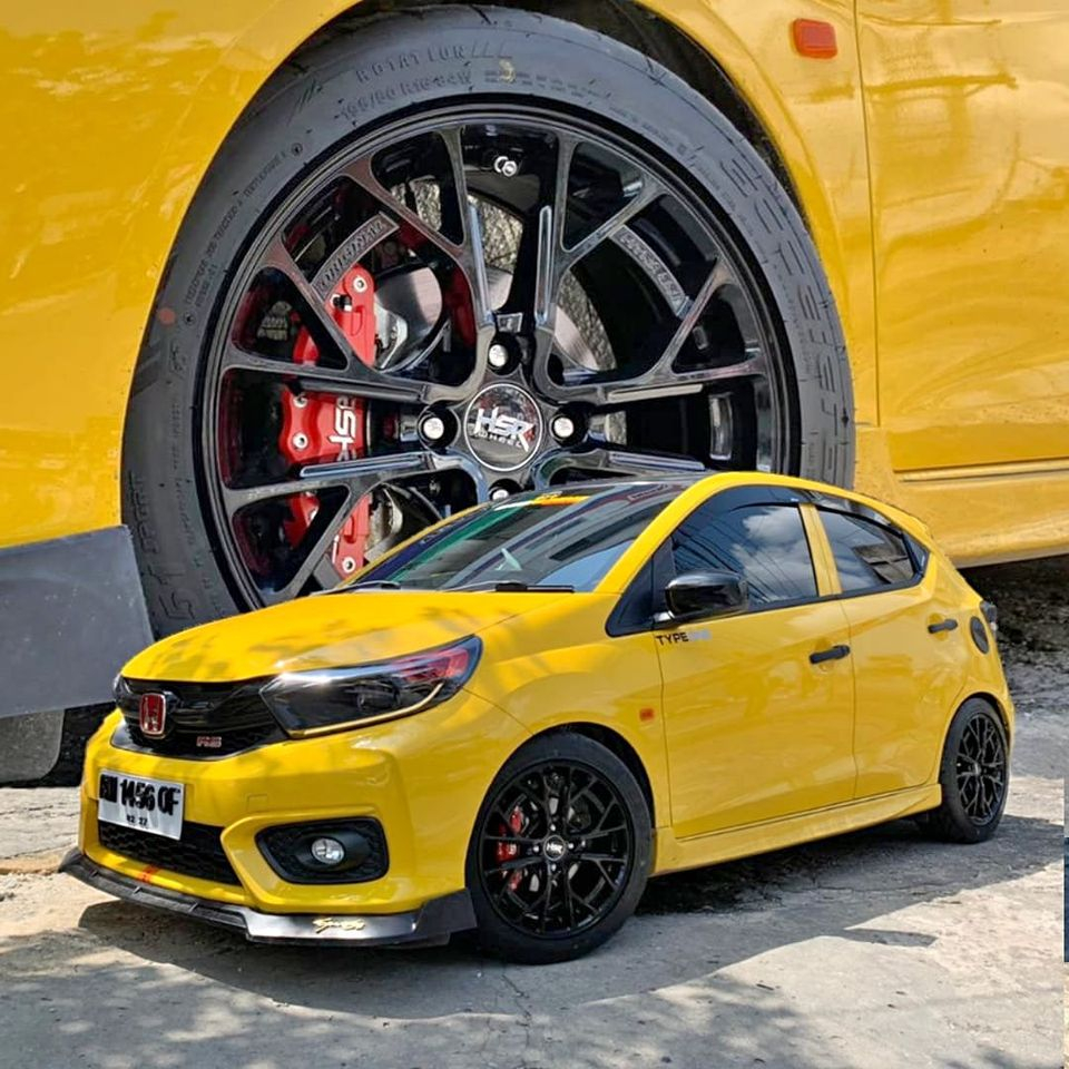 paket velg dan ban ring 16 velg hsr FE01 cocok untuk mobil brio,jazz,freed,yaris