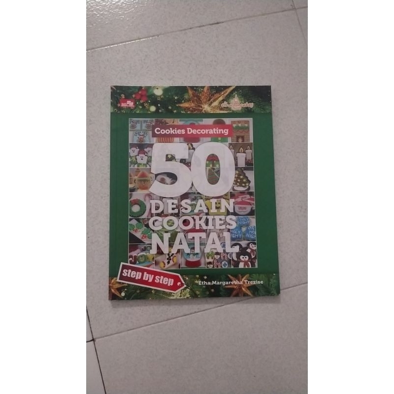 

Buku kue 50 Desain Cookies Natal