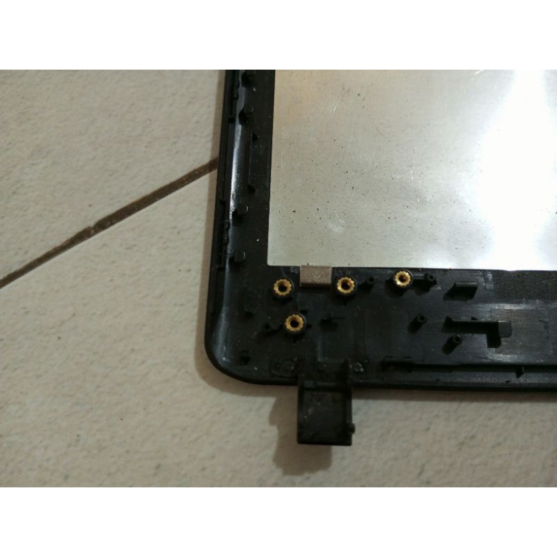 Casing back case led lcd belakang acer es1-432 es1 432