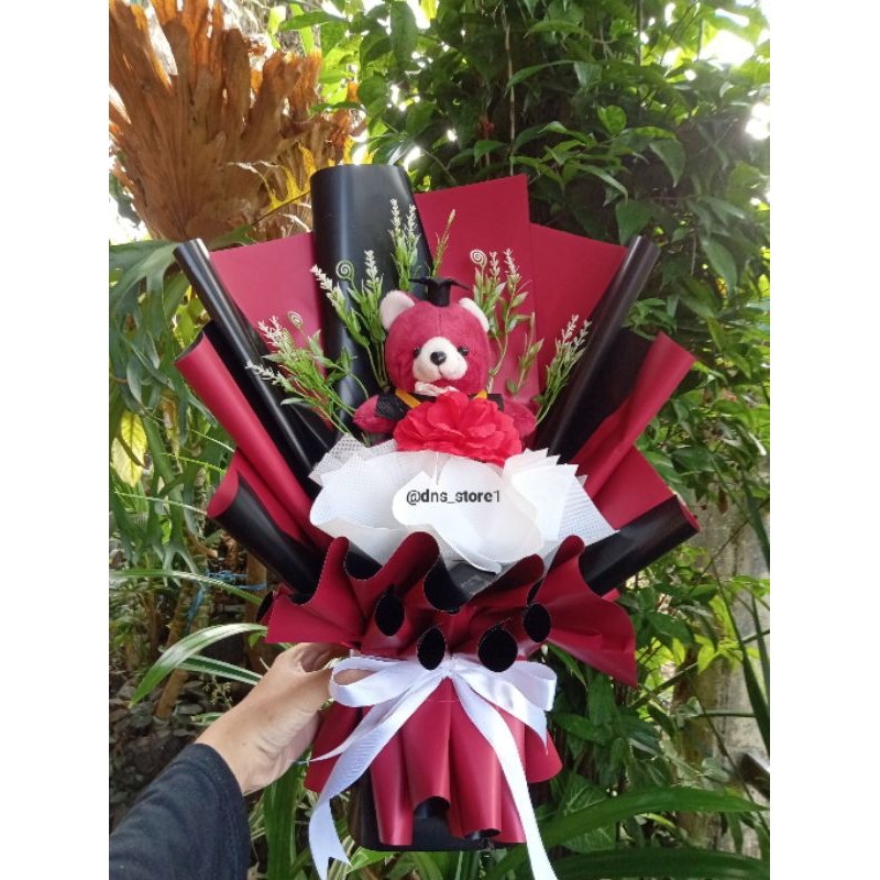 

Promo!!! Bucket boneka wisuda dan bunga