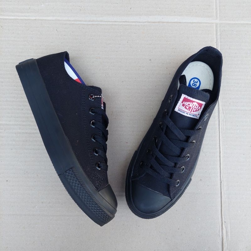 SEPATU SEKOLAH VENTELA ETHNIC LOW ALL BLACK HITAM POLOS ORIGINAL