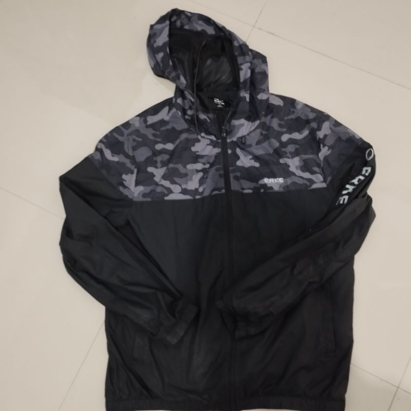 Running WB Erke Camo