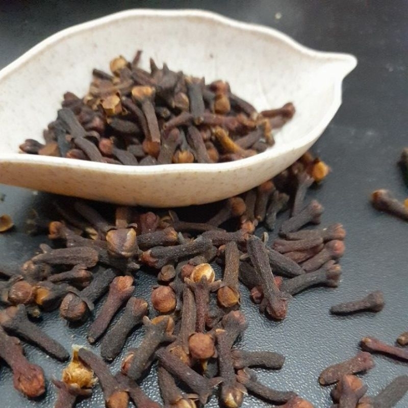 

cengkeh kering ramuan sehat JSR bumbu masakan rempah herbal