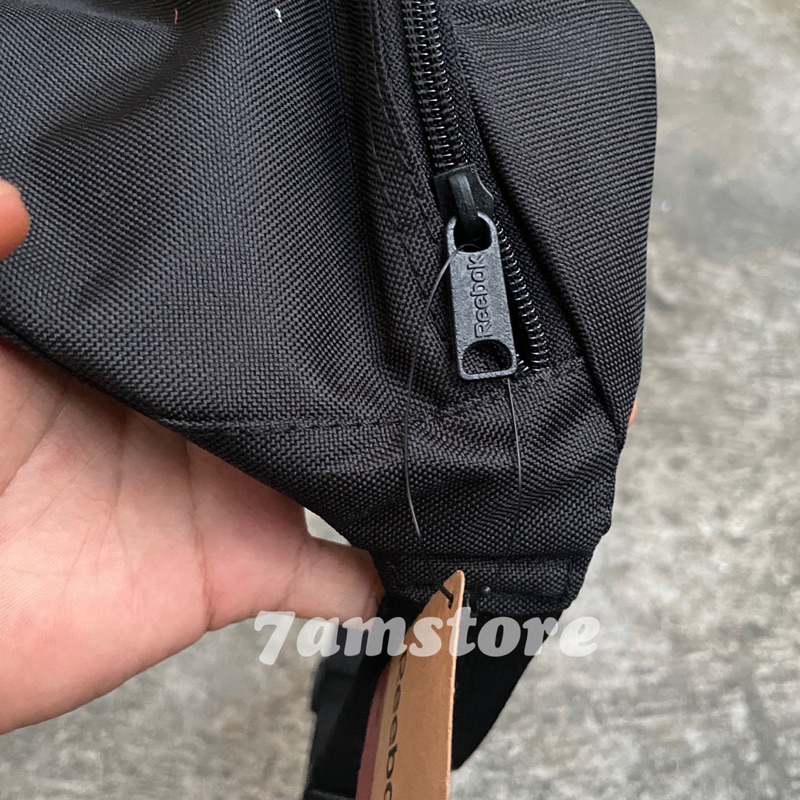 Tas Slempang / Waist Bag - Reebok Unisex Black Original