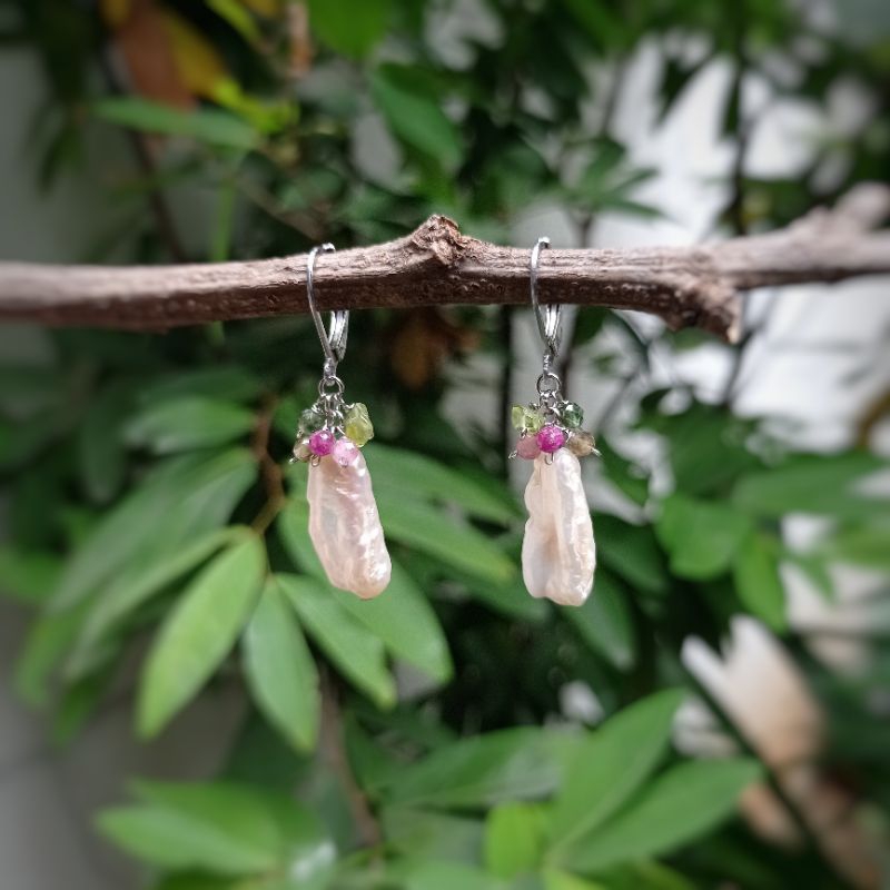 Anting Mutiara Keshi