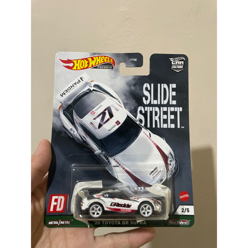 hotwheels toyota gr supra putih