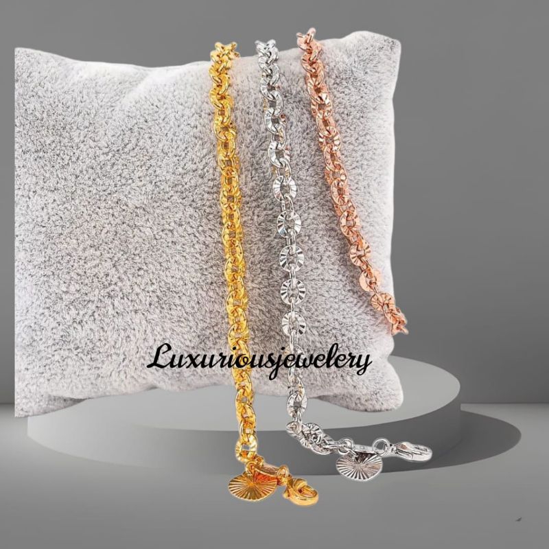 Gelang tangan replika emas