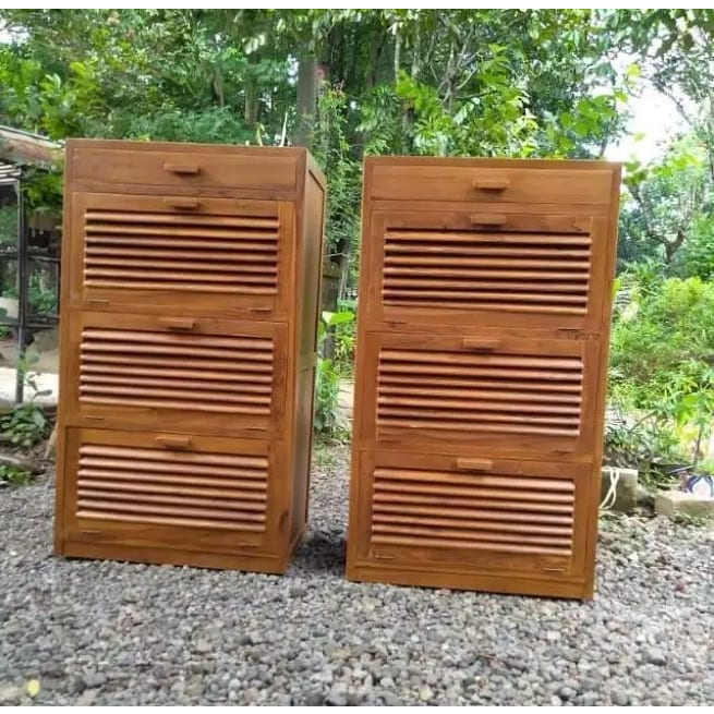 nakas kayu jati/furniture jepara/ukir jepara/mebel jepara