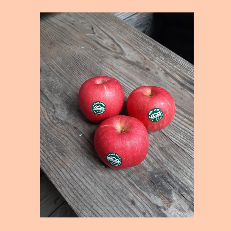 

Apel fuji premium / buah apel premium