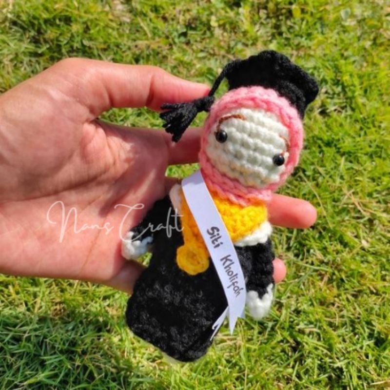 amigurumi wisuda/boneka wisuda rajut/kado wisuda handmade