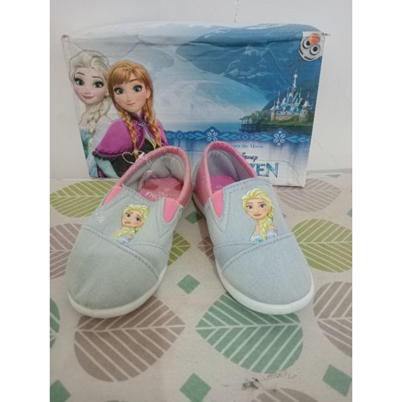 sepatu disney frozen