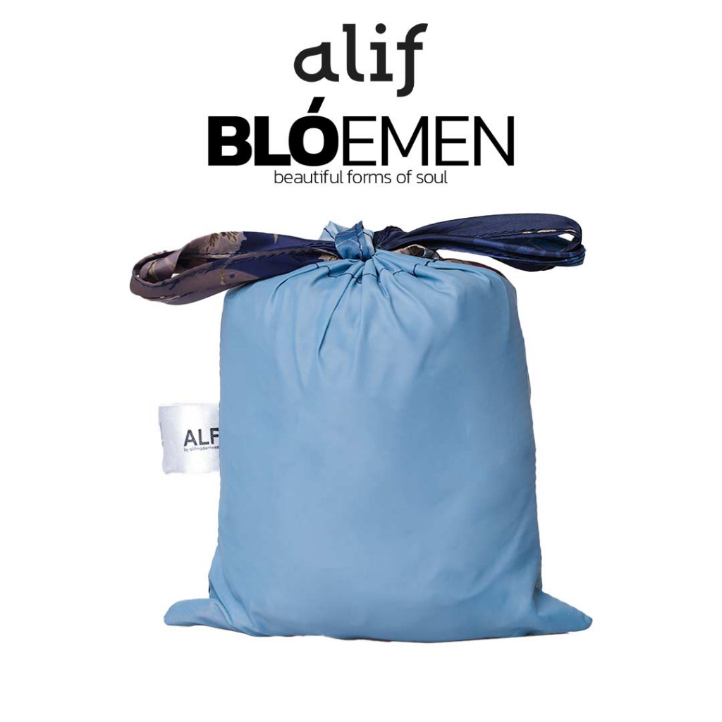 ALIF MUKENA MINI MOTIF PARASUT PREMIUM KOREA TRAVEL - PANSY IN PLACID BLUE ( MKN-217 )