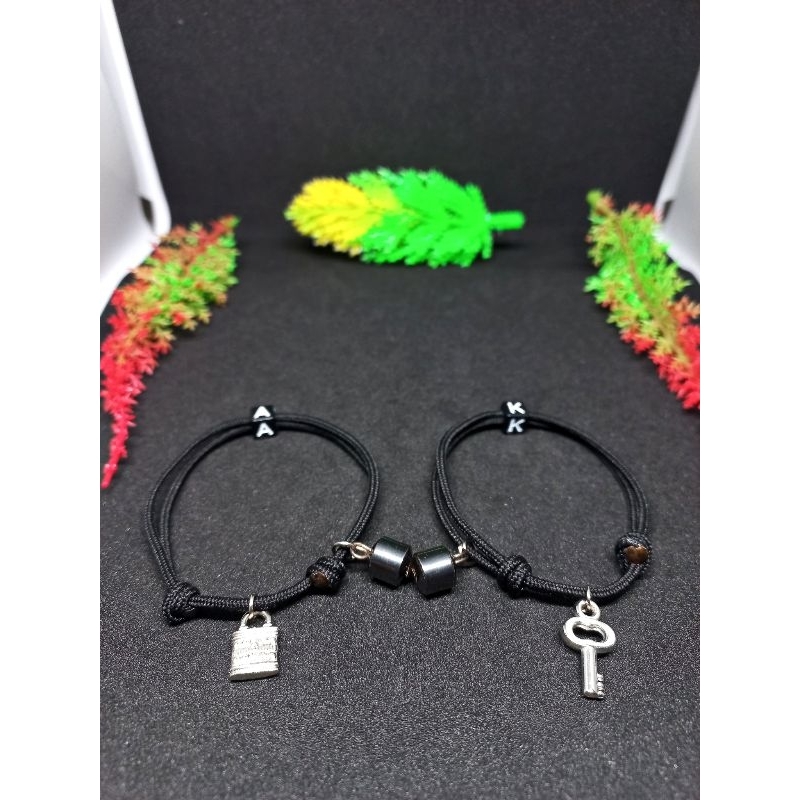 GELANG COUPEL PASANGAN KUNCI GEMBOK DENGANMAGNET/GELANG PASANGAN/GELANG MAGNET UTUK PRIA DAN WANITA