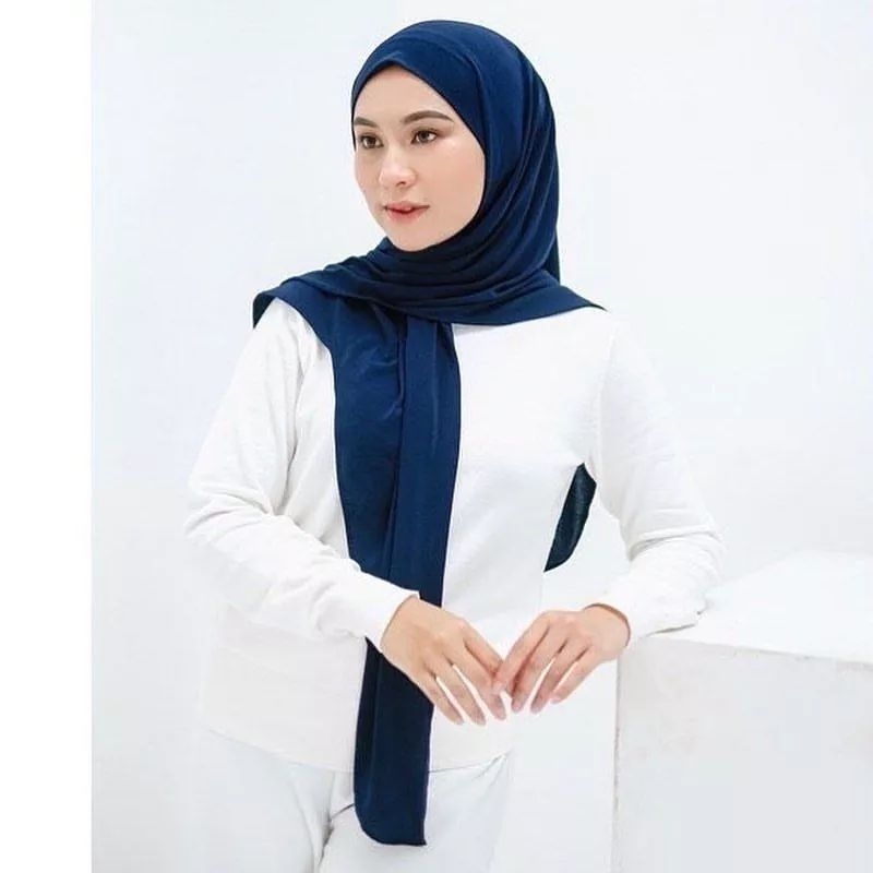 HIJAB SEGITIGA INSTAN JERSEY ADEM Hijab Instan Segitiga Jersey Murah