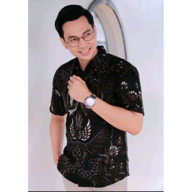 Kemeja Batik Pria Lengan Pendek Motif GURDO HITAM Slimfit Lapis Furing