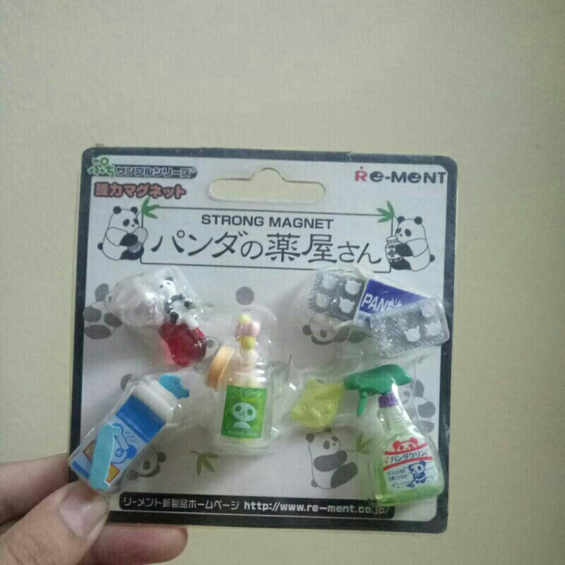 Re-Ment Magnet Panda
