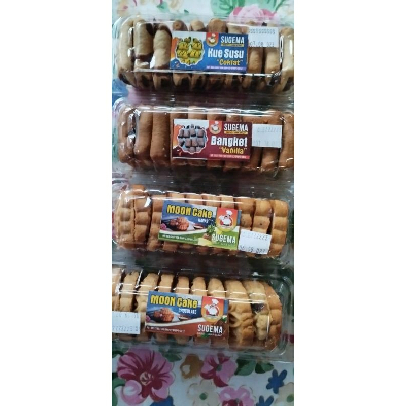 

Mooncake Sugema rasa coklat vanila nanas 10 pcs
