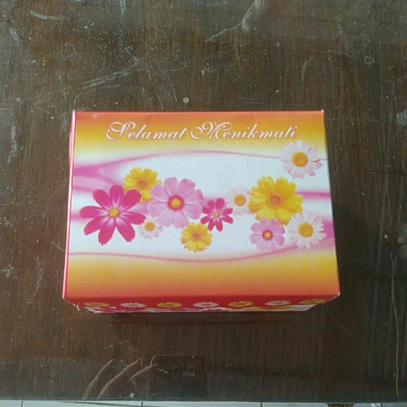 

kardus kotak kue ukuran 14 cm x 11 cm x 7 cm isi 10