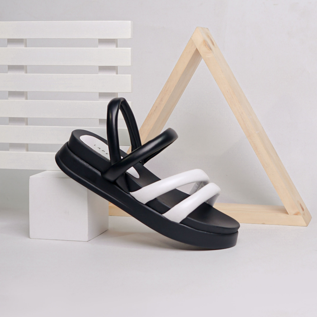 Adarastore -Lapepa MEGGY Sepatu Sandal Casual Wanita Platform Sendal Wedges Tali Belakang  Kekinian