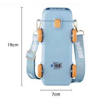 Botol Air Berbentuk Bus Kreatif Dengan Sedotan WD1139