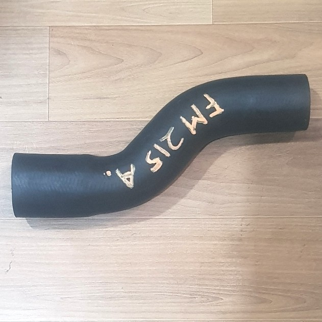 SELANG RADIATOR FUSO FM215 FM 215 ATAS MC-426126