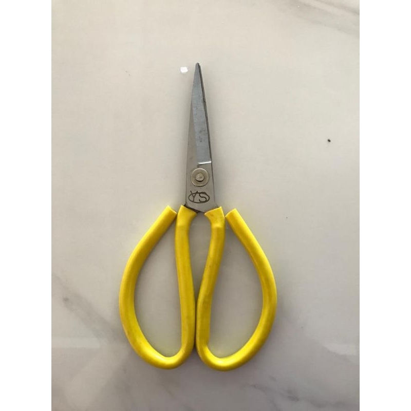 

Gunting Kulit YS 8 INCH / Gunting Kain YS 8 INCH / Gunting Kertas YS 8 INCH