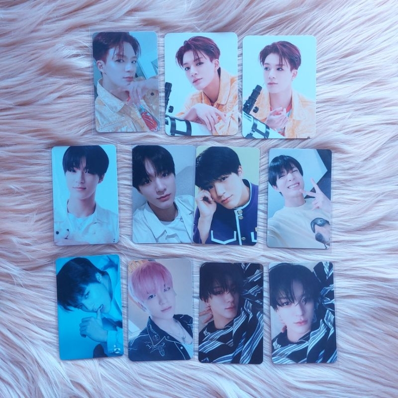 Photocard / PC Jeno NCT Dream SG22 SMStore Holo WGU ID Card Universe Baseball MD Album