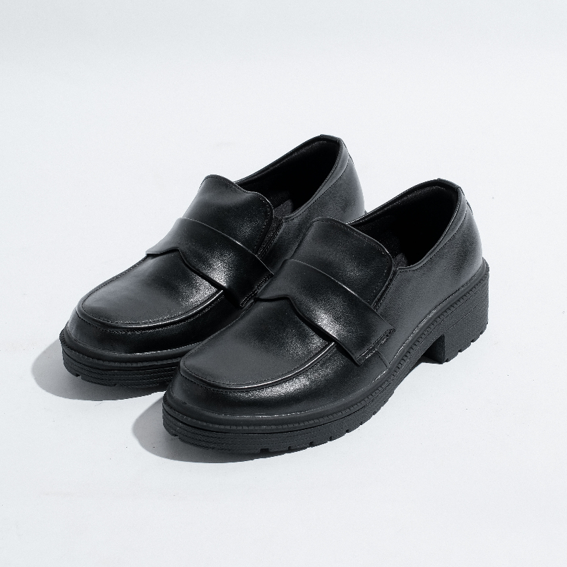 Sepatu Wanita Slip On Casual Kulit Elegan Loafers Wanita Original - Wafa Black