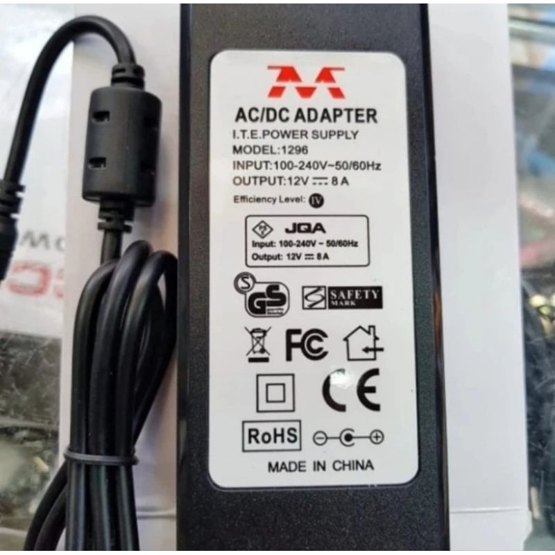 Adaptor 12V 8A DC M