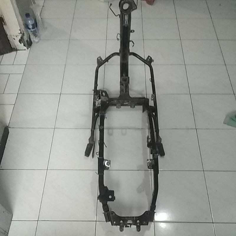 frame/rangka bodi motor beat fi Doble kasar.motor taun 2013_2014.barang second original utuh tidak k