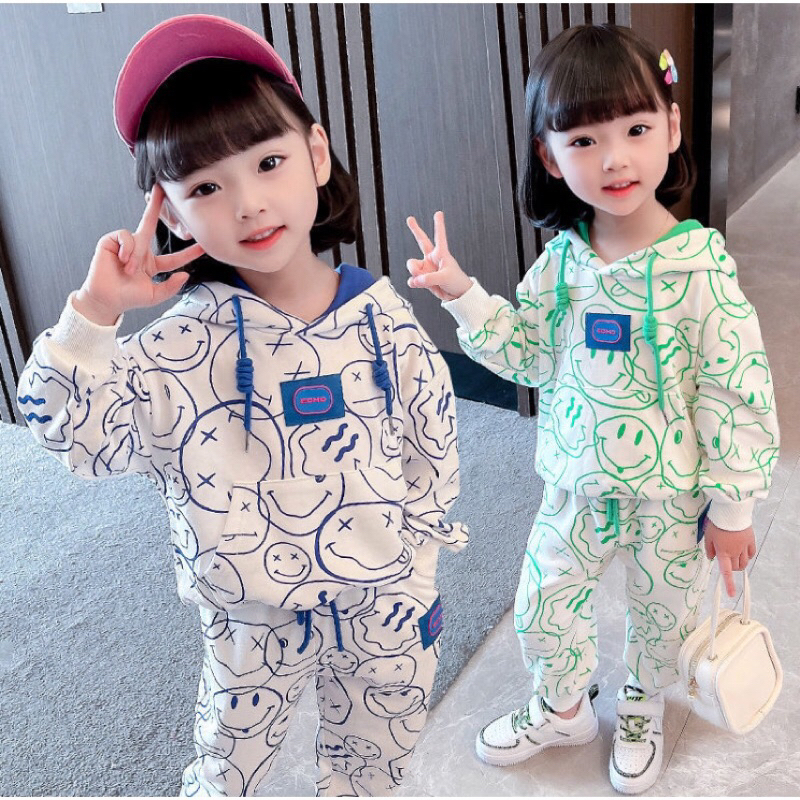 SetelaSet Anak Import atasan Hoody dan celana jogger Smile