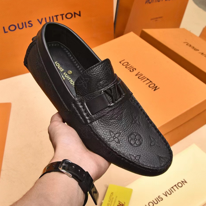 sepatu loafer pria lv sepatu tanpa tali men shoes slip on hitam p1shoes sepatu cowok slip on