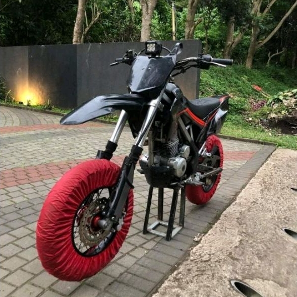 Cover ban /sarung ban / pelindung ban motor bebek, matic, sport, trail ring 10,12,14,17,18,19,21  co