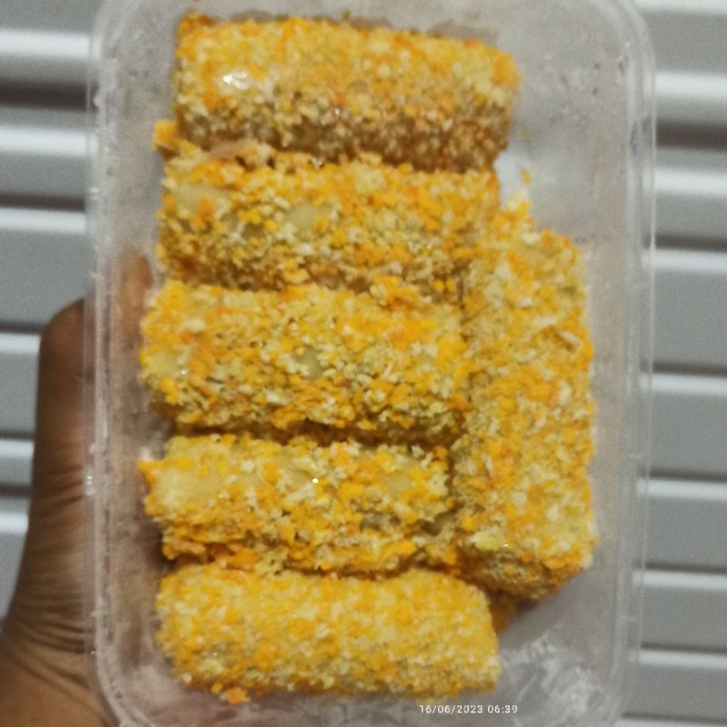 

risol sayur ayam isi 6