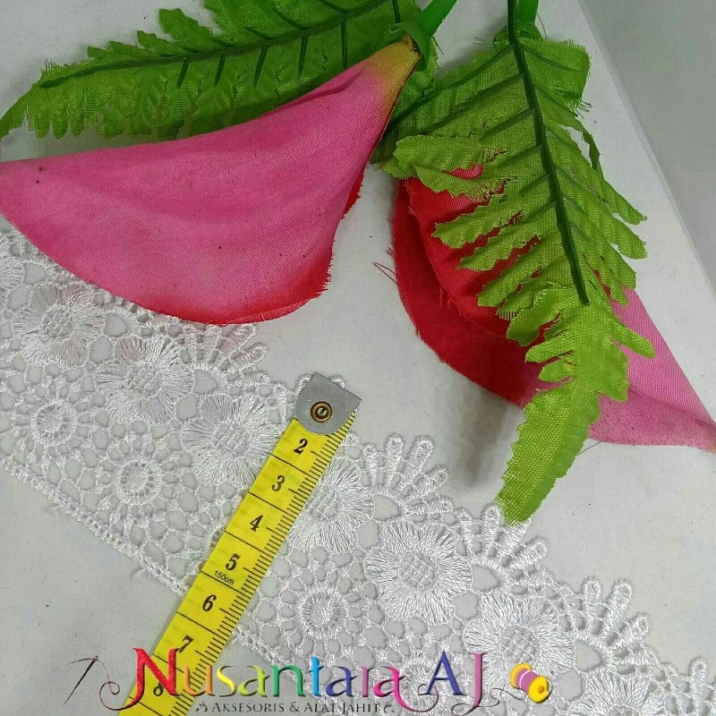 Renda Gyper lebar 6cm per yard