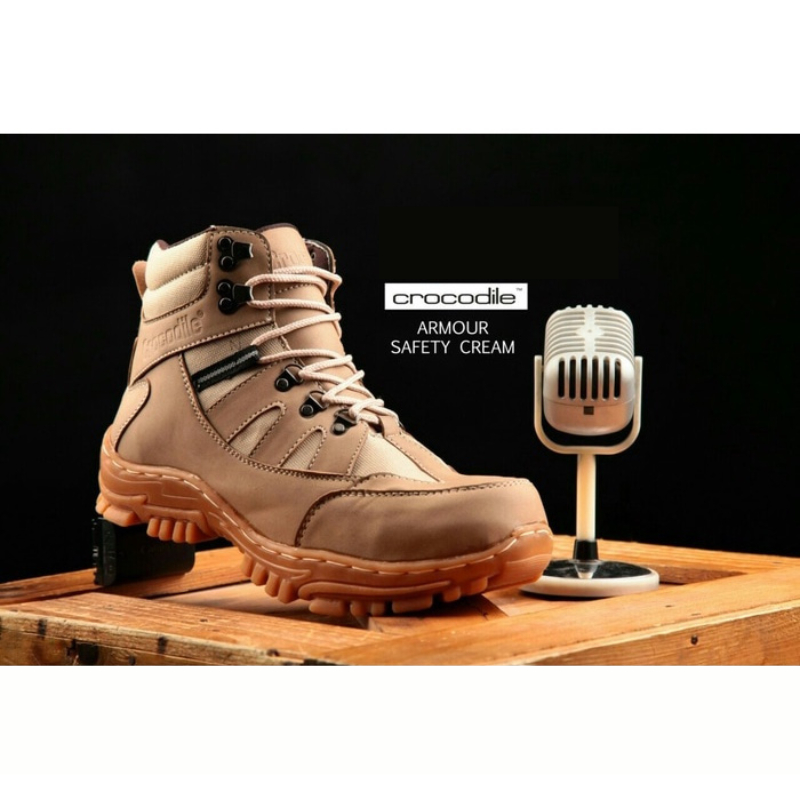 Sepatu Safety Boots Pria Armor Safety Boots Sepatu Outdor Turing Hiking Bikers Ujung Besi Kulit Asli