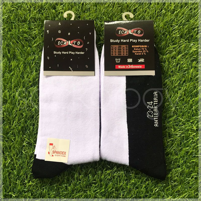 Kaos kaki sekolah Scalto telapak hitam anti bakteria halus