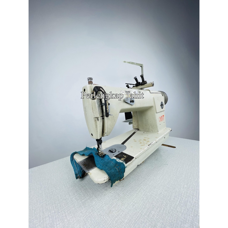 Mesin Jahit Jarum 2 Rantai Brother DT2-B962 Refurbished