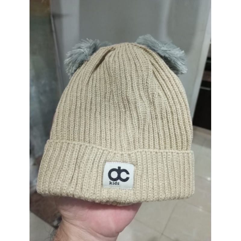 Topi rajut bayi / Topi  Kupluk Pom Pom Bayi