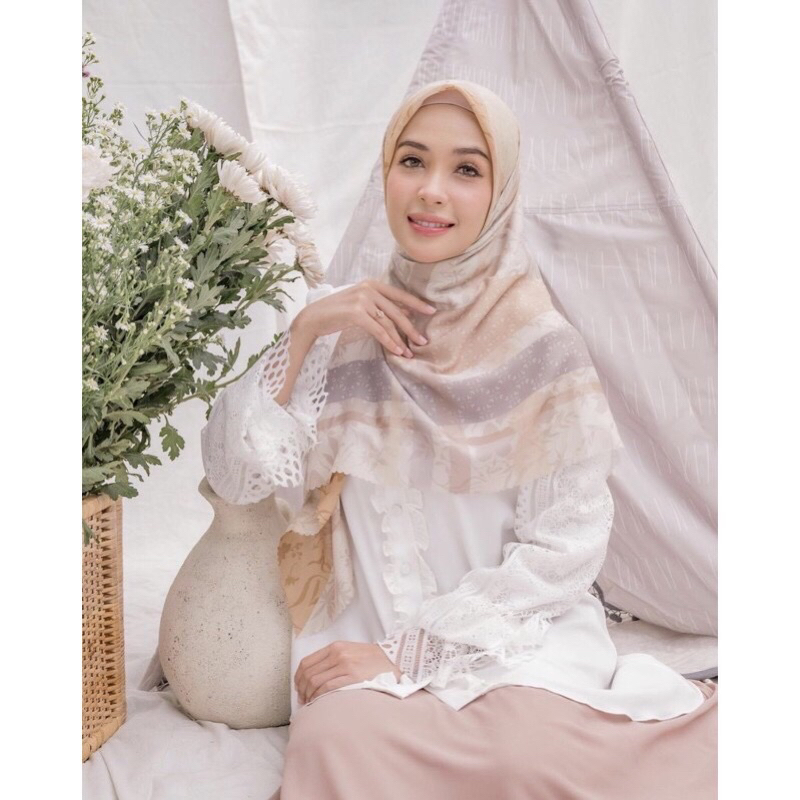 PL Wearing Klamby Rachel Scarf - Misted