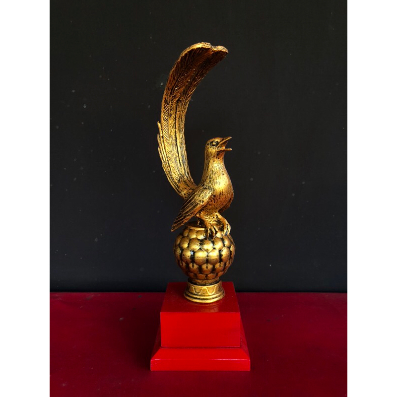 Piala Resin 3D Murai Ekor Panjang / Miniatur Resin Burung Murai