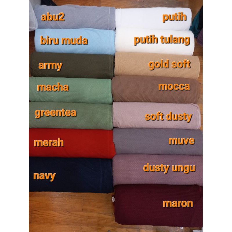 Tile dot plisket/Tile polkadot plisket (ket.harga peR-0,50mtr)